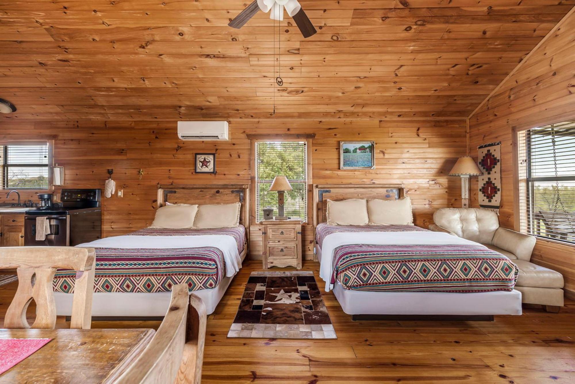 Enchanted Rockview Cabins Crabapple Szoba fotó