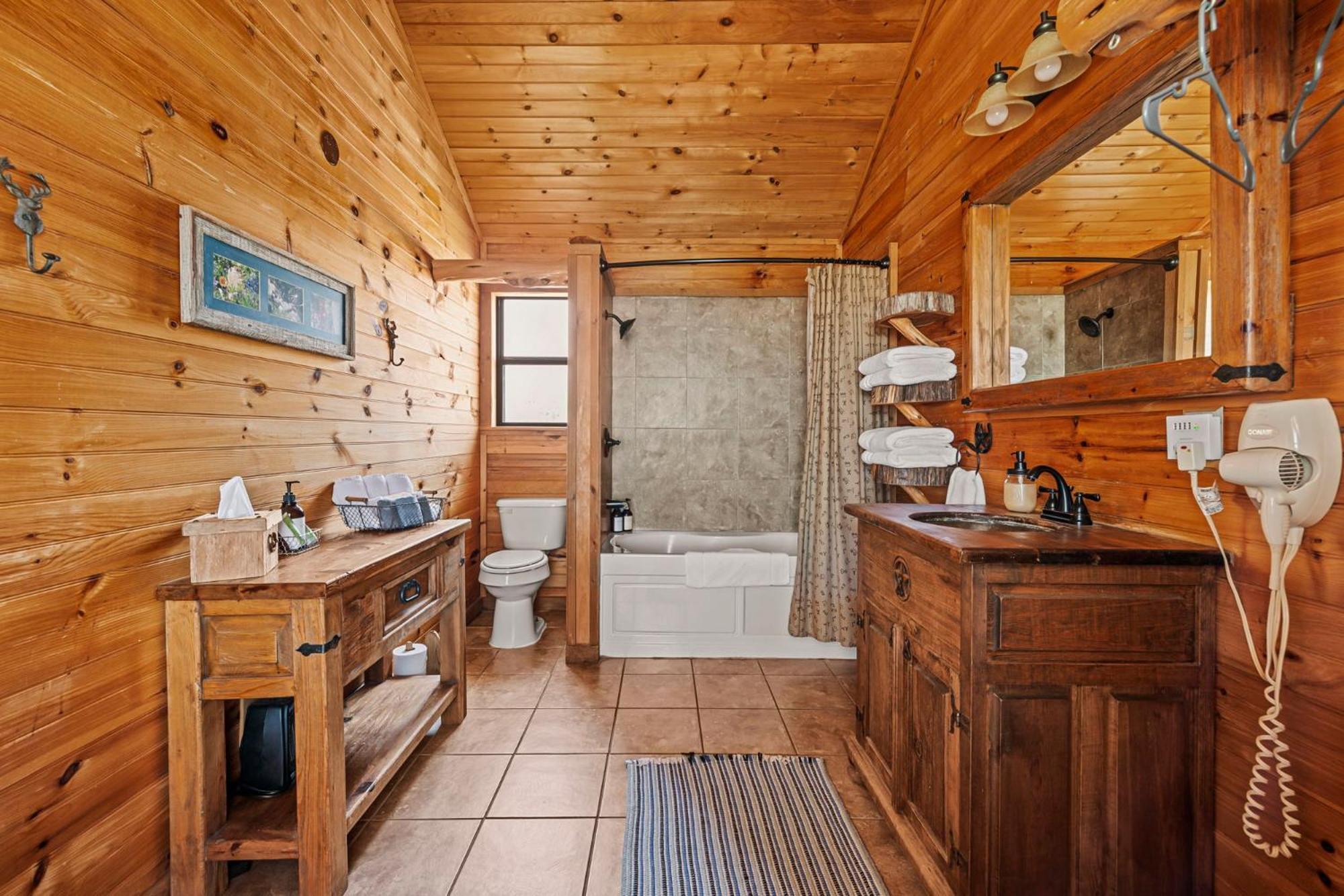 Enchanted Rockview Cabins Crabapple Szoba fotó