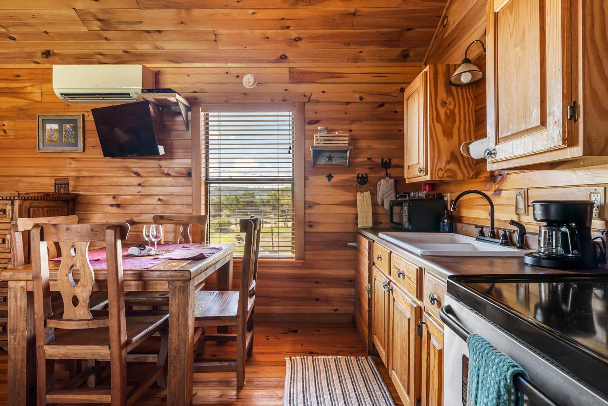 Enchanted Rockview Cabins Crabapple Szoba fotó