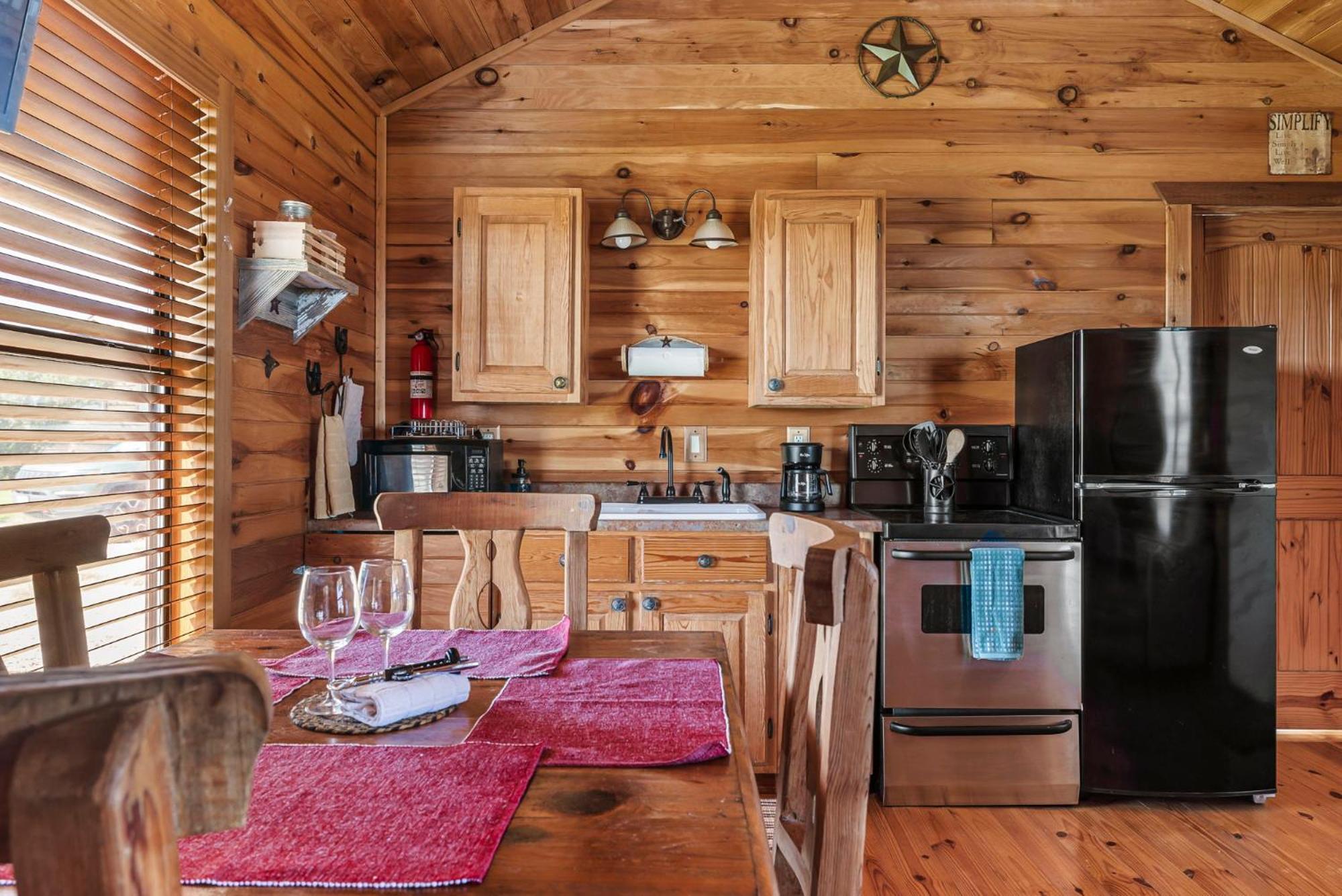 Enchanted Rockview Cabins Crabapple Szoba fotó